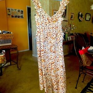 Sophia Vagaro, beautiful dress can be worn off the shoulder